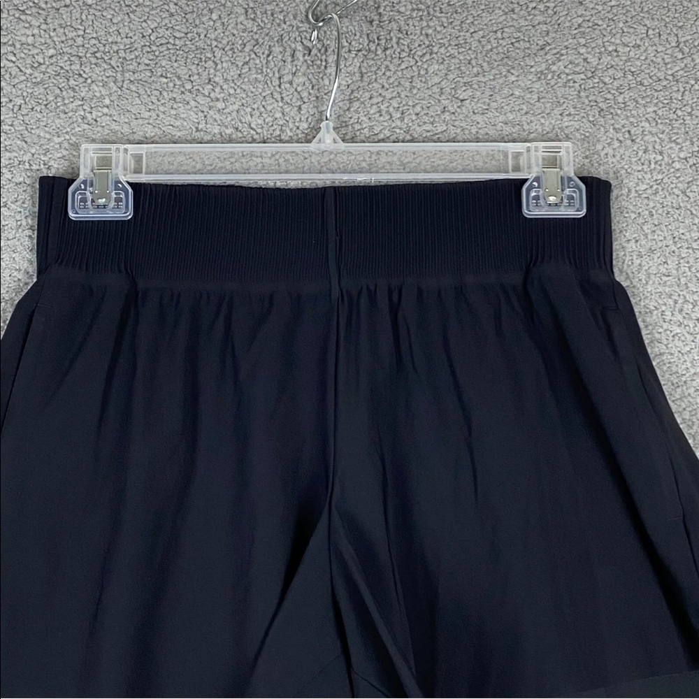 COPY - Athleta Cosmic Flutter High Rise Short Shorts Pockets Zip Women Medium B… - Picture 2 of 10